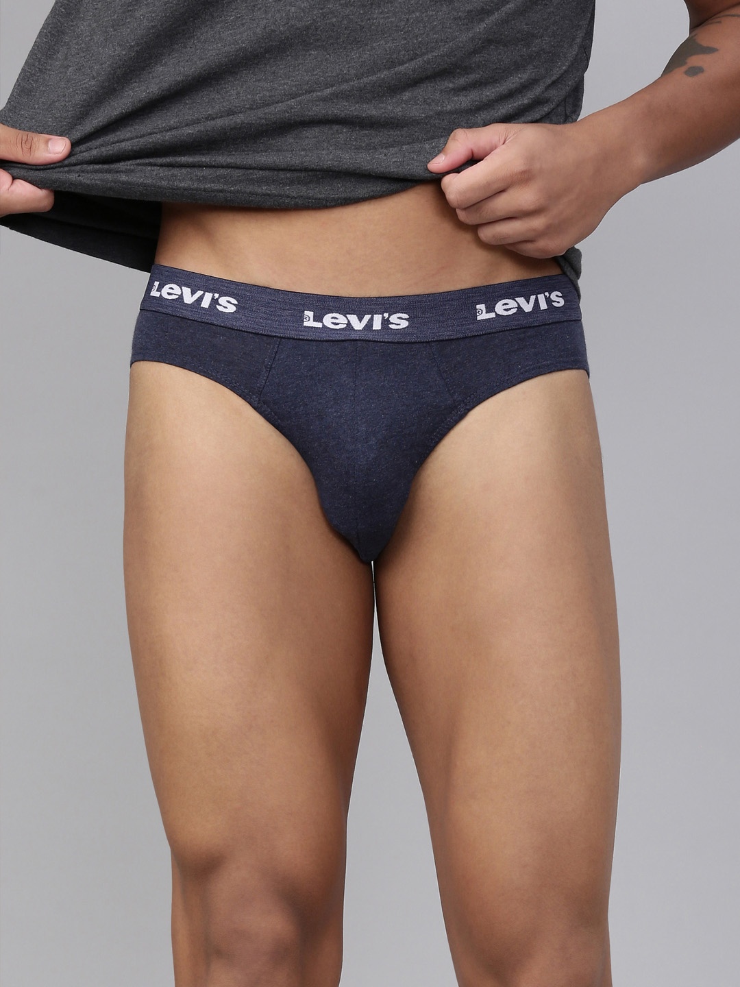 

Levi's 009 Neo Brief for Men, Tag Free Comfort & Smartskin Technology (Navy), Navy blue