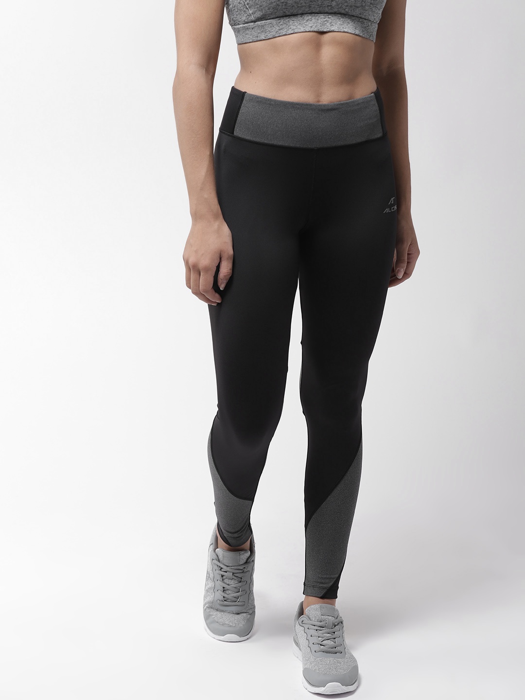 

Alcis Women Black & Grey Colourblocked Tights