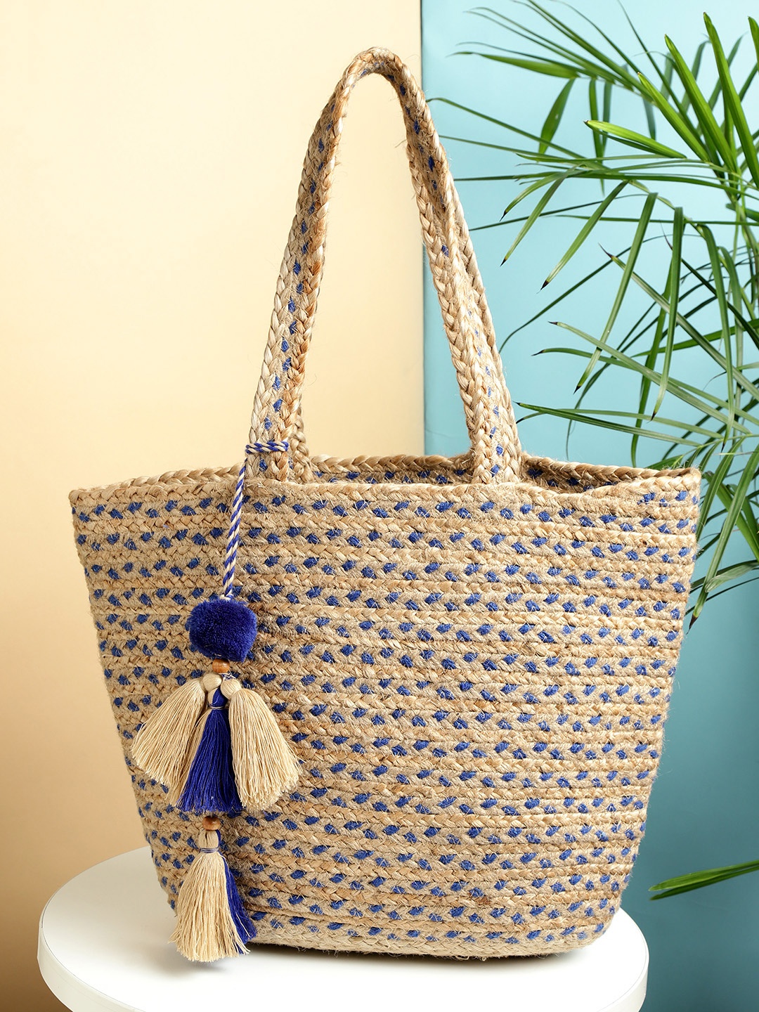 

ALII AND ALIIZEY Beige & Blue Self-Design Jute Shoulder Bag