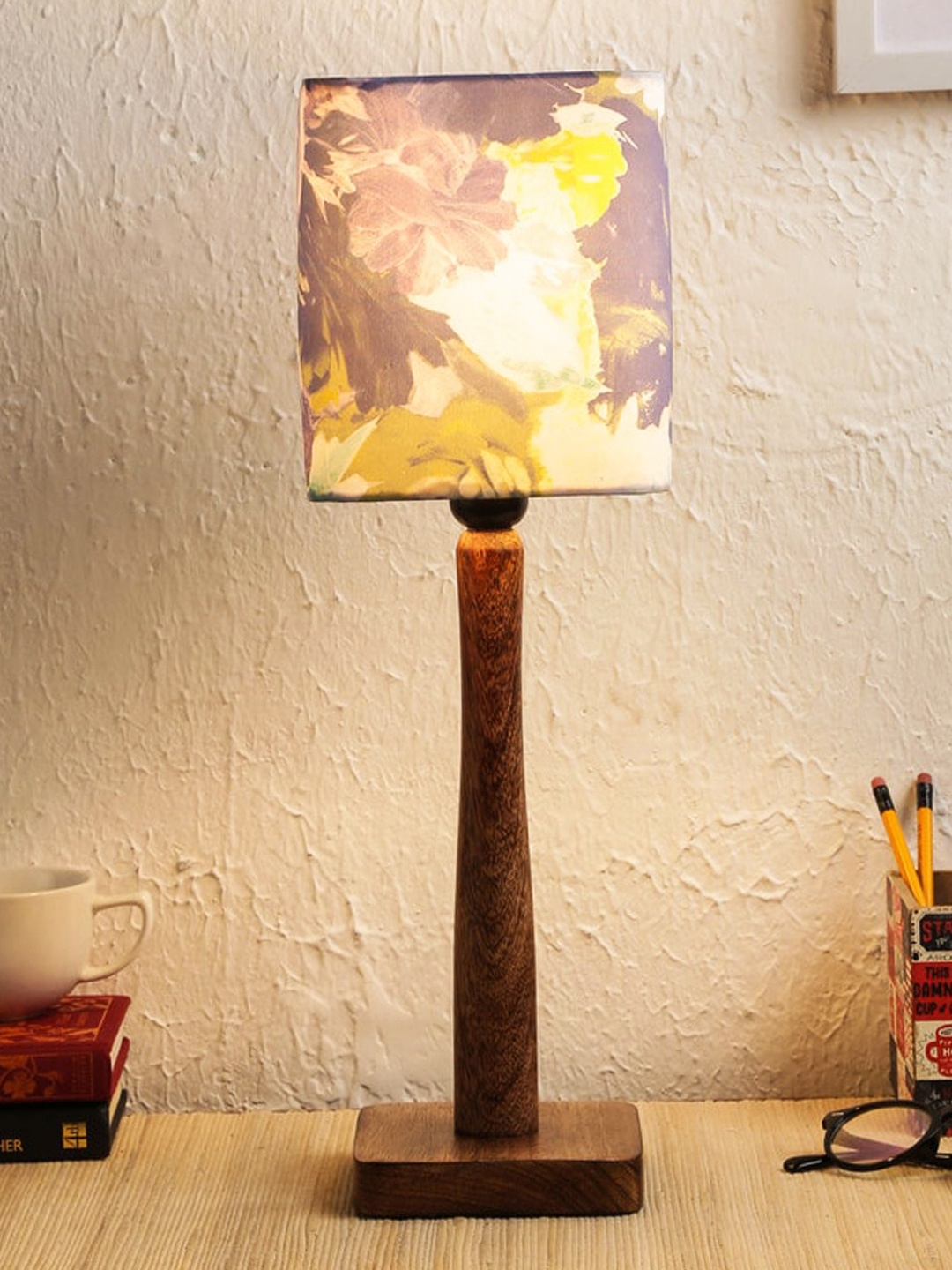 

green girgit Purple Flowers Wooden Buffet Lamp with Shade, Brown
