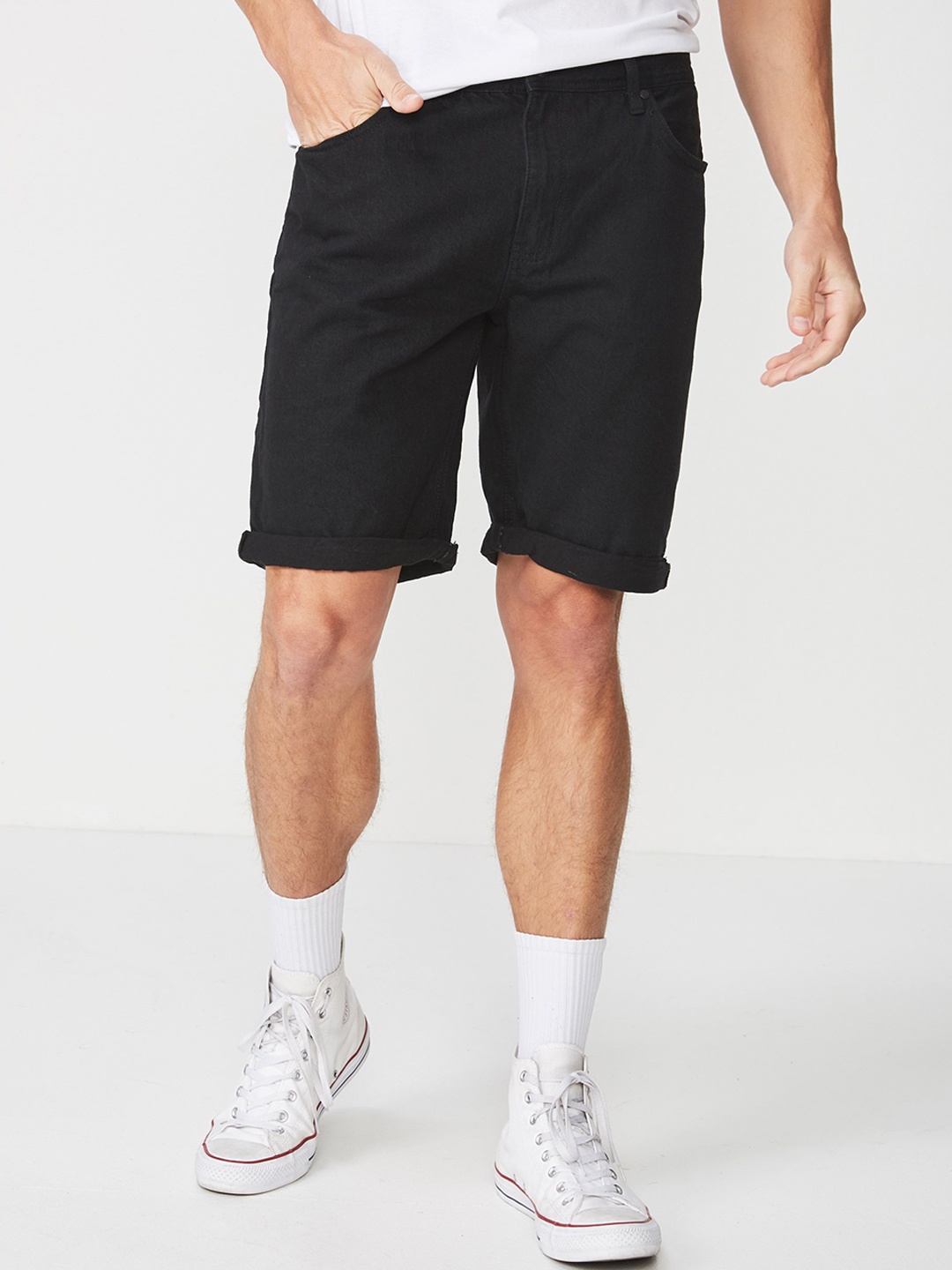 

COTTON ON Men Black Solid Regular Fit Regular Shorts