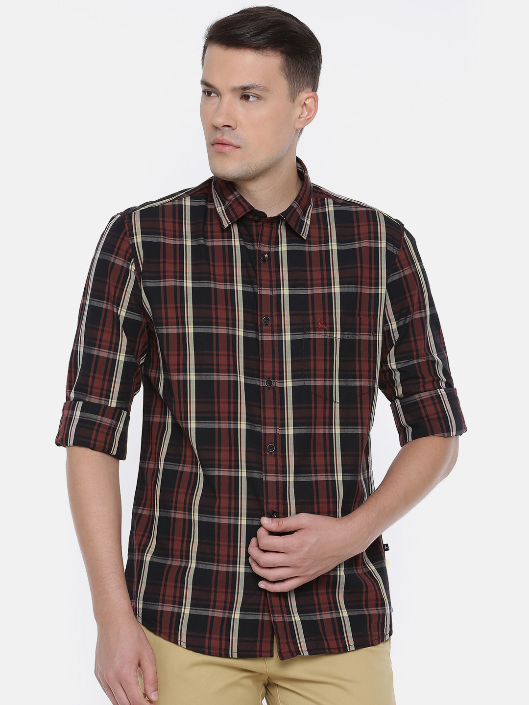 

Parx Men Maroon & Black Slim Fit Checked Casual Shirt