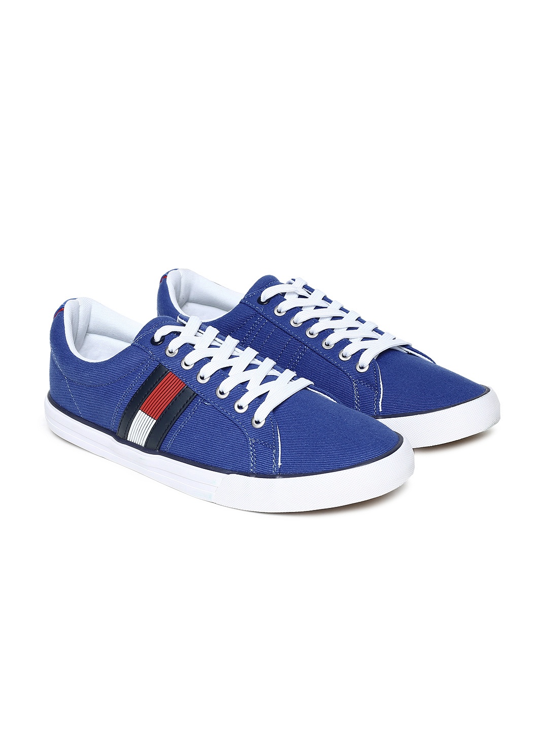 

Tommy Hilfiger Men Blue Sneakers