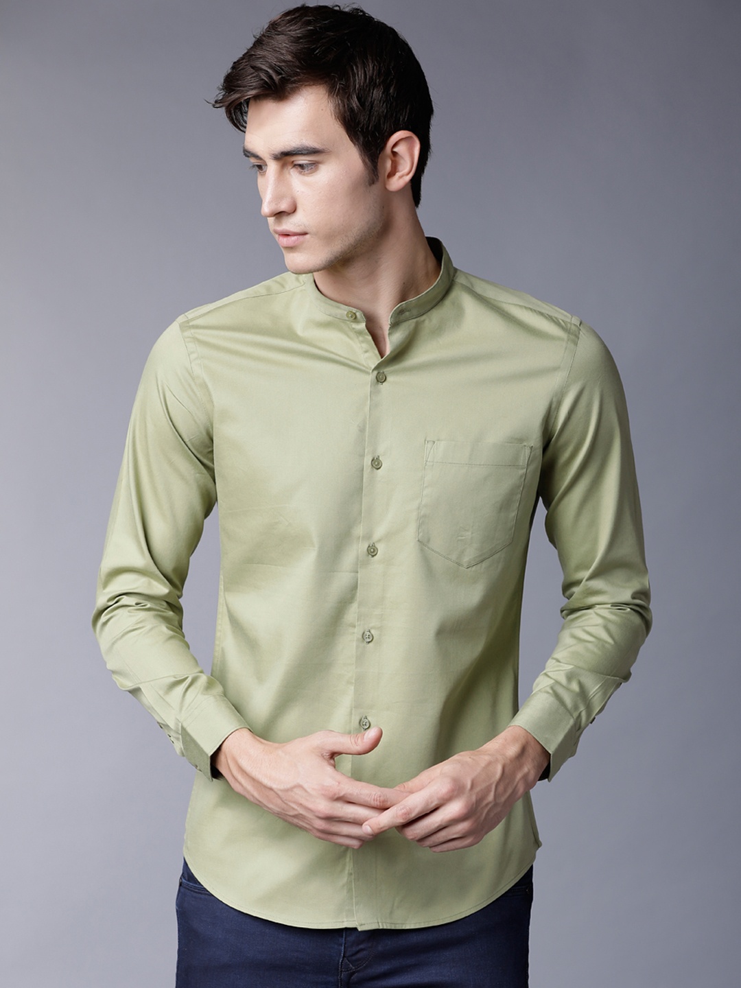 

Black coffee Men Olive Green Slim Fit Solid Casual Shirt