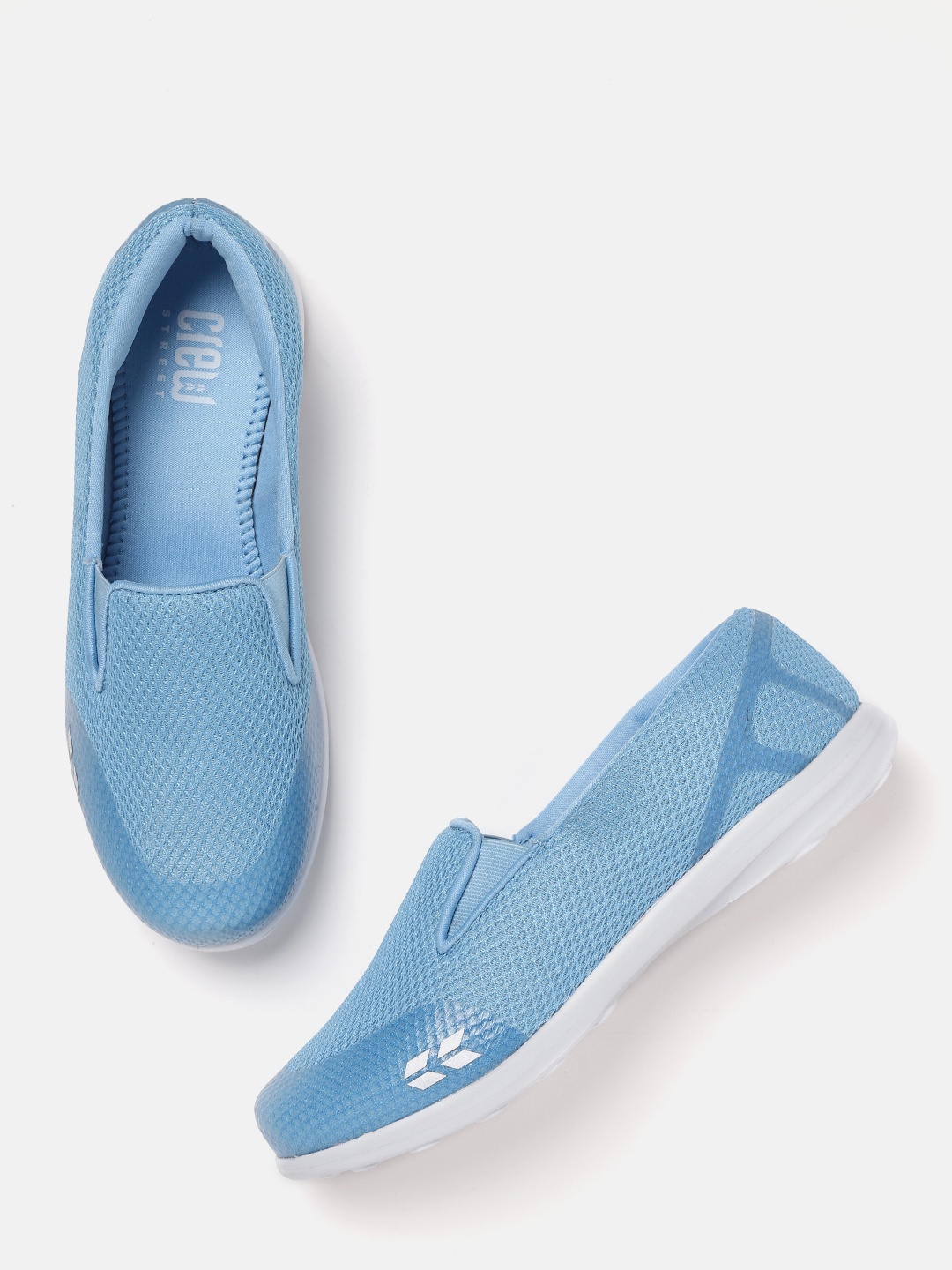 

Crew STREET Women Blue Running Shoes