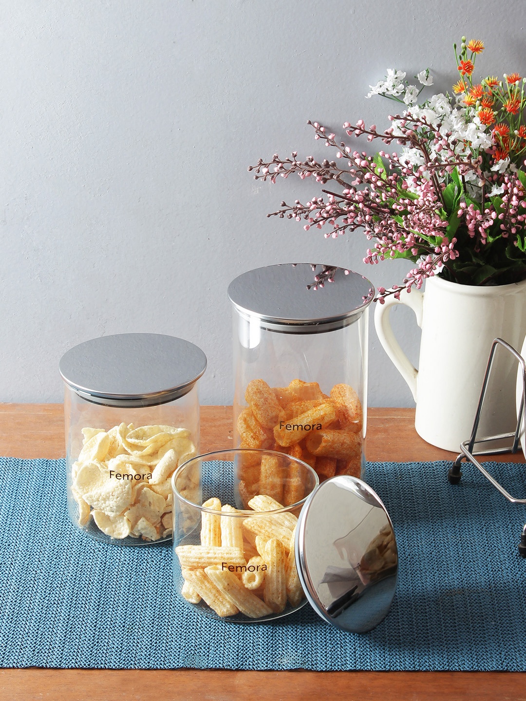 

Femora Set of 3 Borosilicate Glass Air Tight Jars with Silver Metalic Lid, Transparent