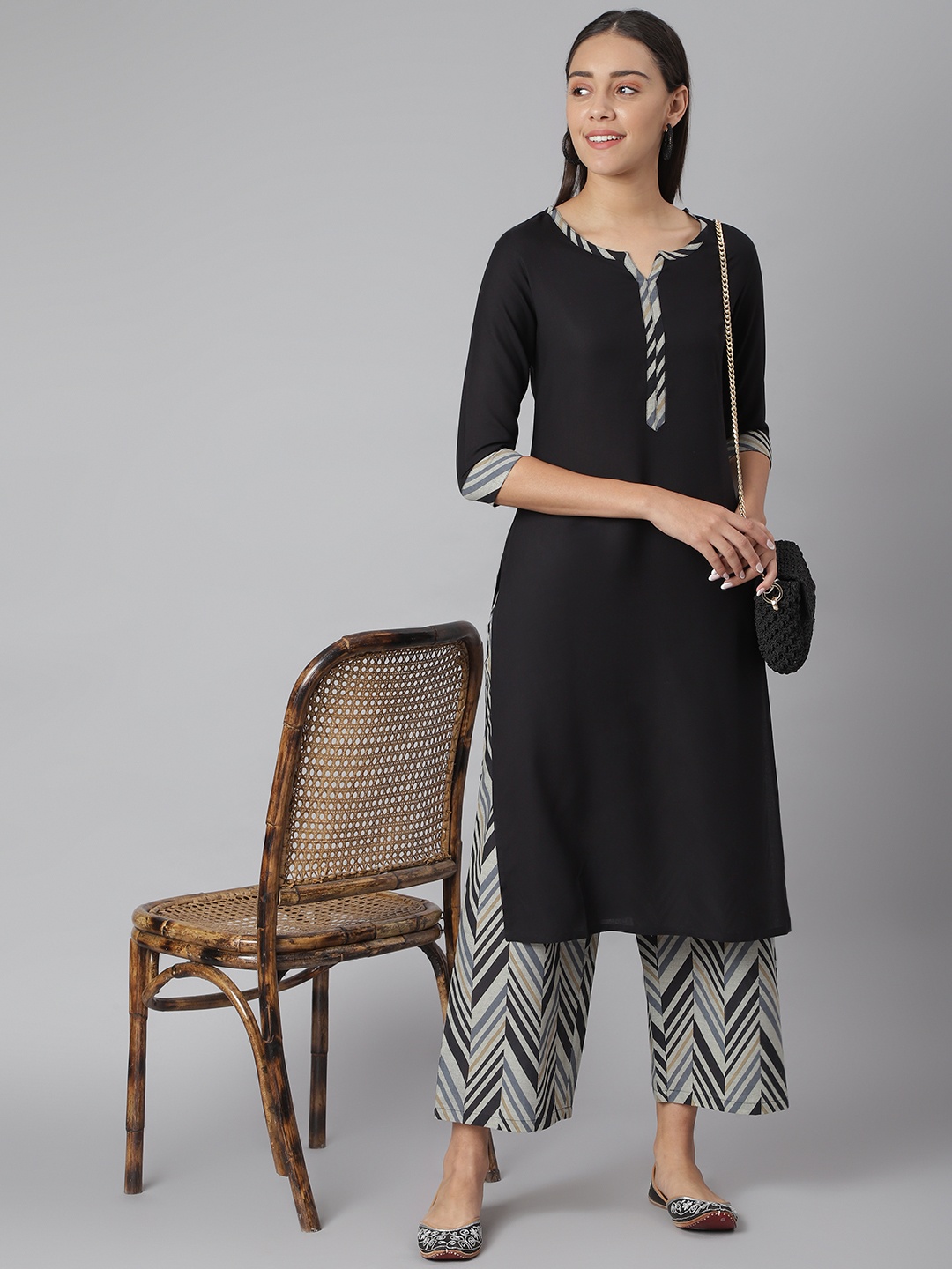 

Khushal K Women Black & Grey Printed Kurta with Palazzos