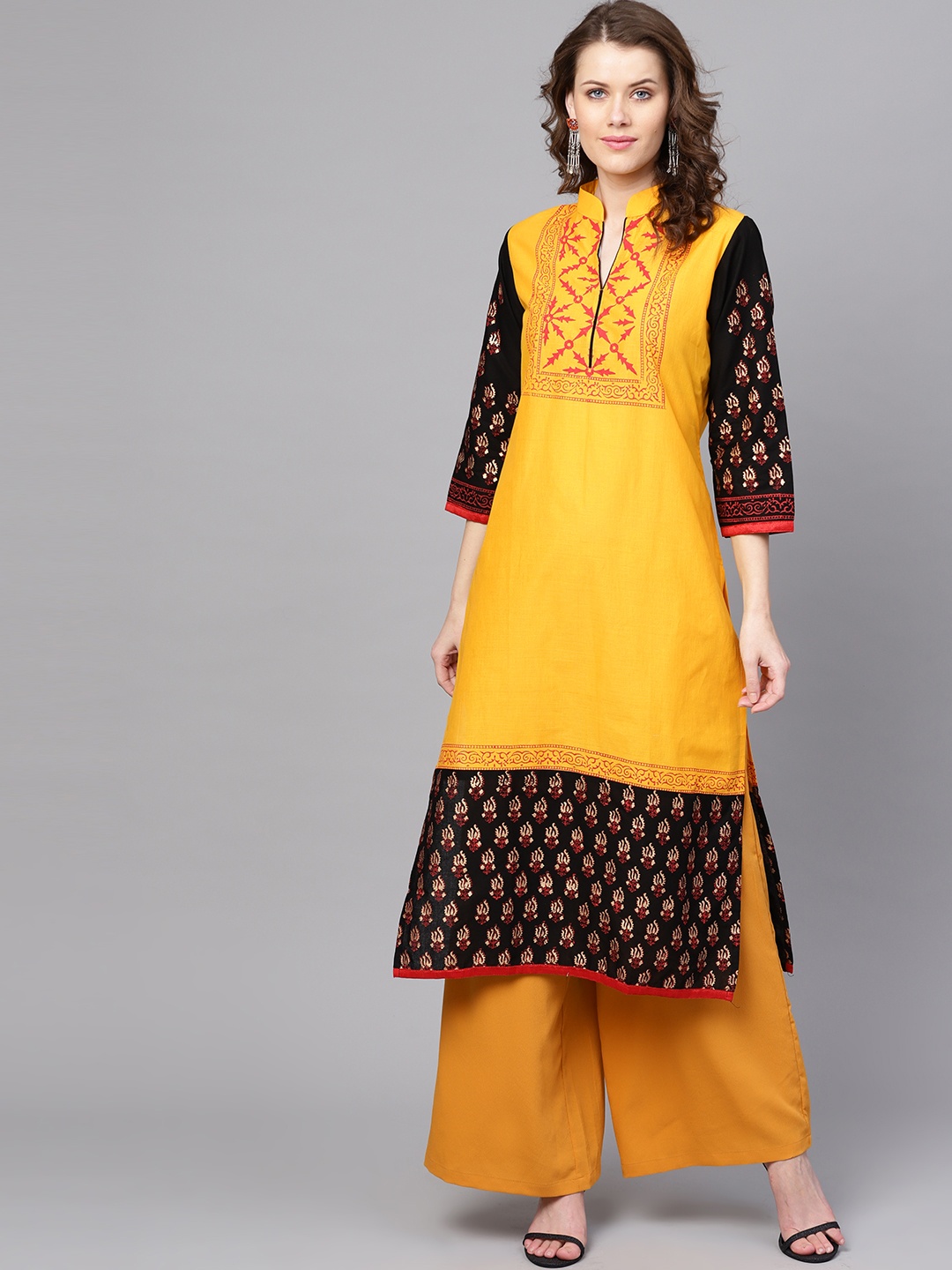 

ZOEYAMS Women Yellow & Black Block Print Straight Kurta