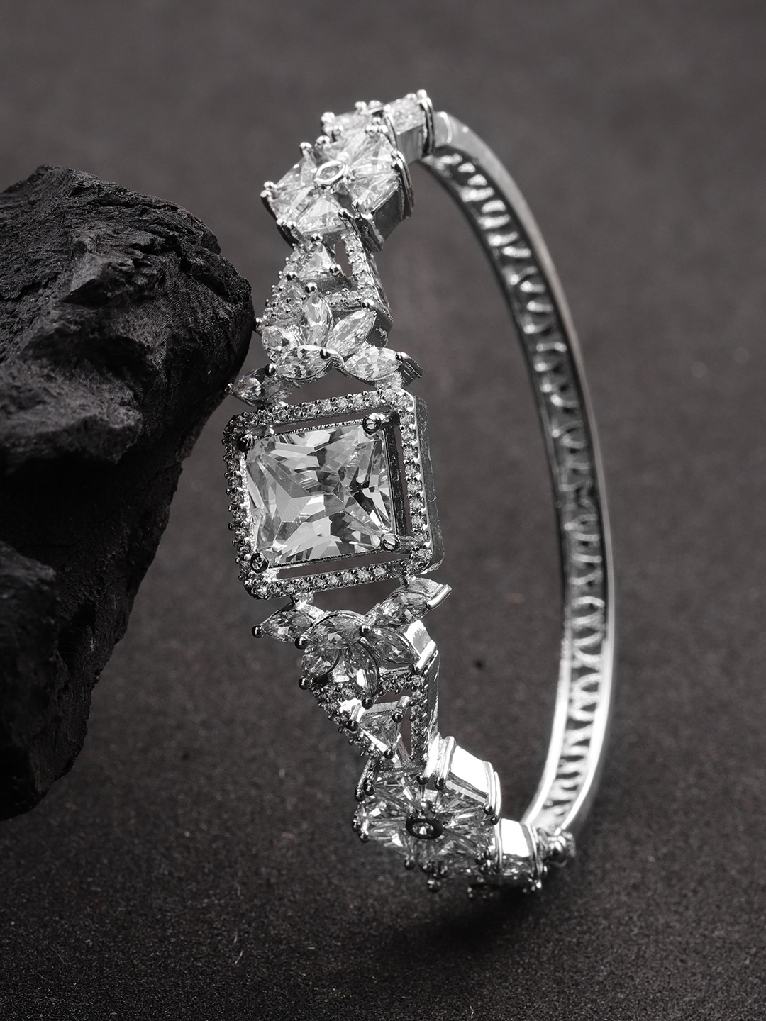 

Priyaasi Silver-Plated Handcrafted Bangle-Style Bracelet