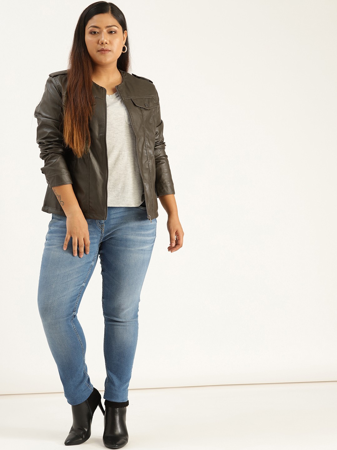

Sztori Plus Size Women Olive Green Solid Tailored Jacket