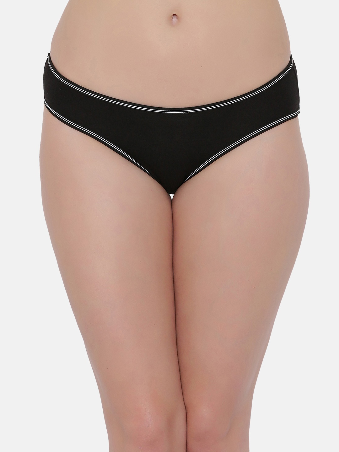 

Clovia Women Black Solid Low Waist Bikini Briefs PN2557P133