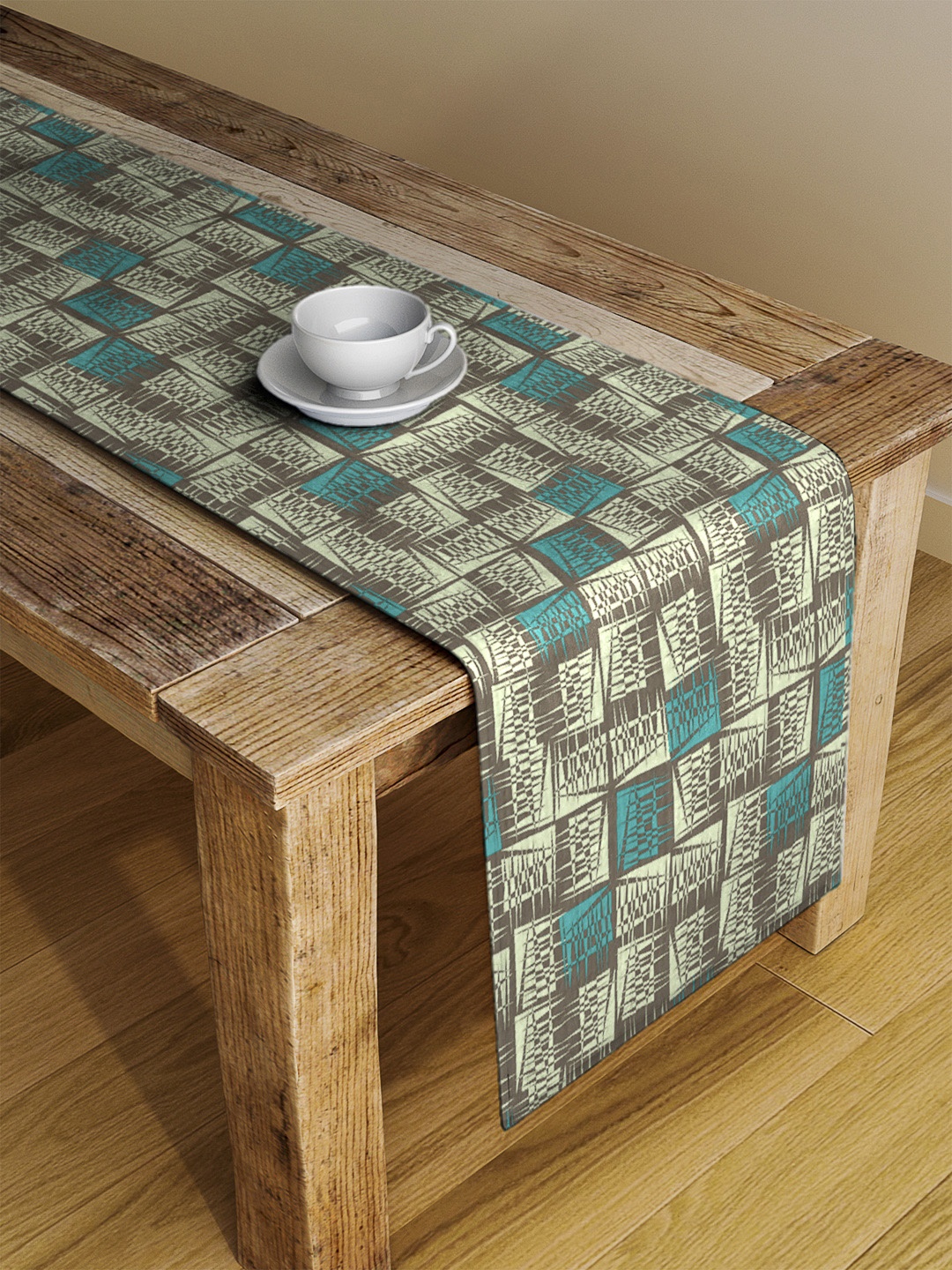 

Alina decor Beige & Blue Digitally Printed Table Runner