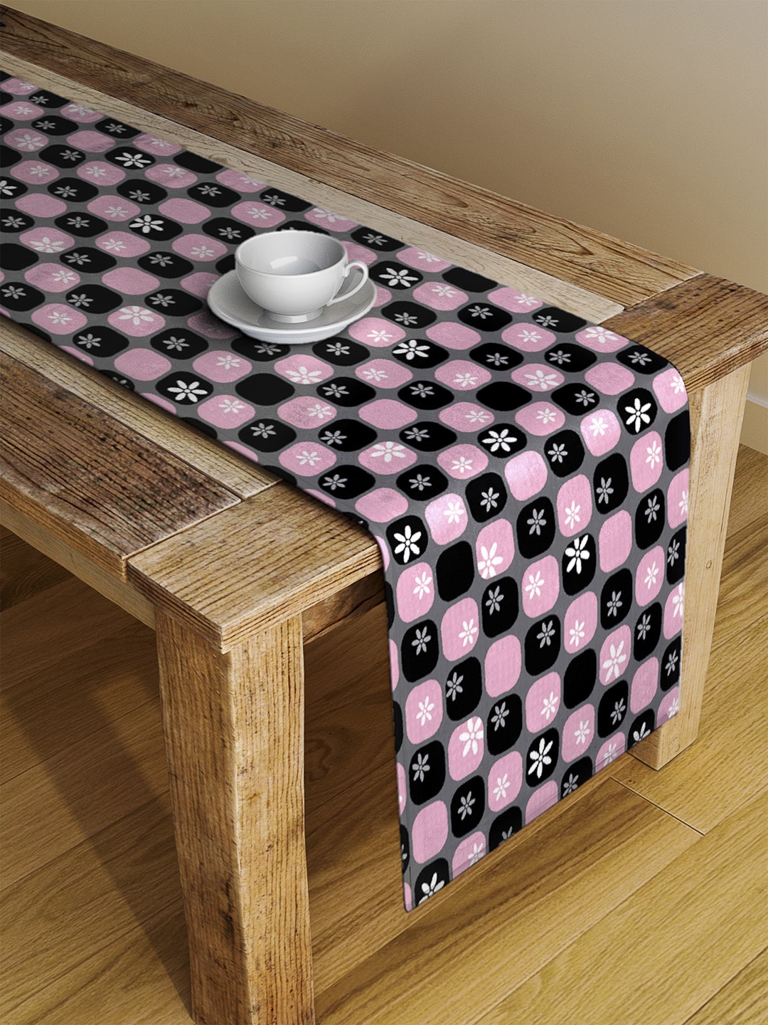 Alina decor Pink & Black Digitally Printed Table Runner