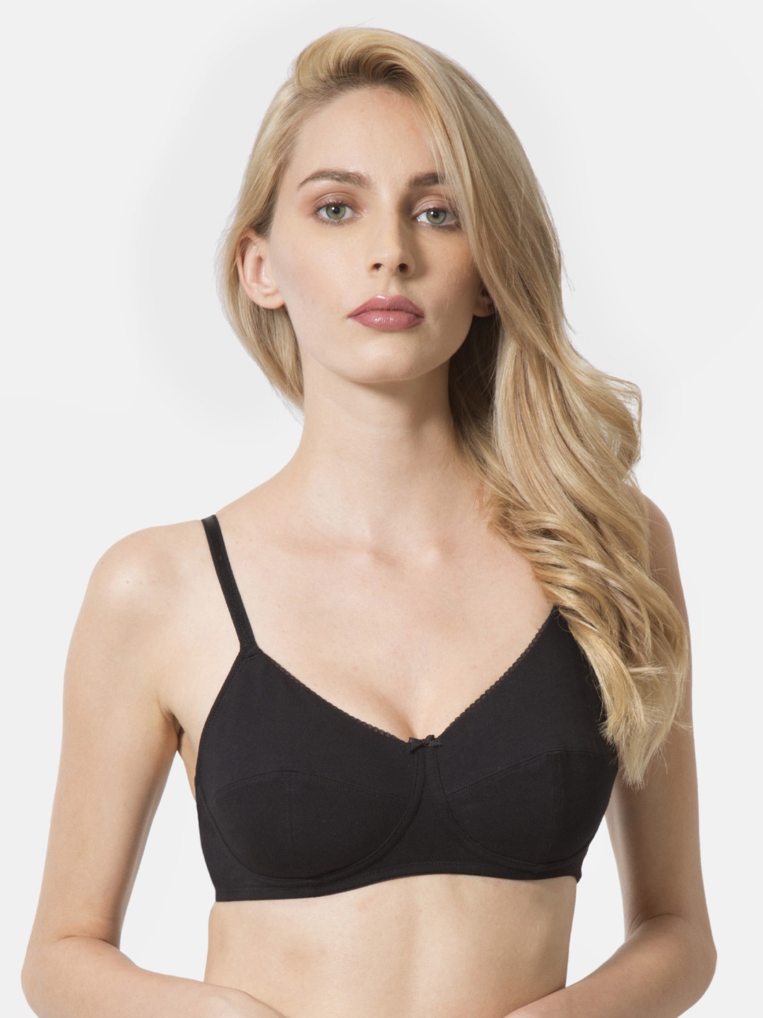 

Van Heusen Women Solid Anti Bacterial Non Padded Magic Fit Bra, Black