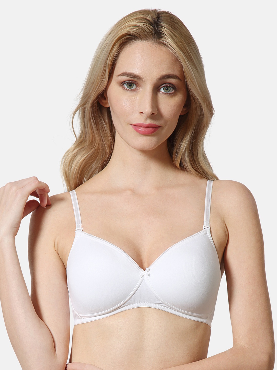 

Van Heusen Women White Solid Anti-Bacterial Wireless Bra