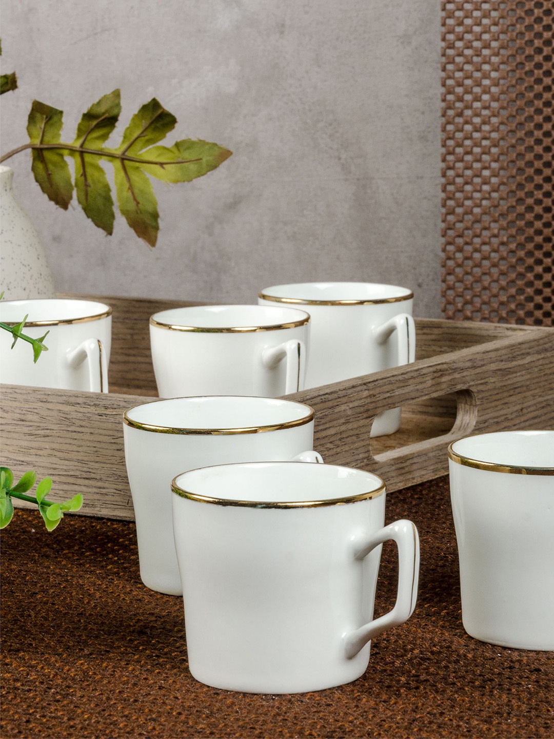

SONAKI White Solid Bone China Set