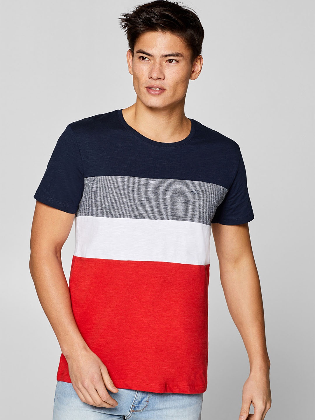 

ESPRIT Men Red Navy Blue Colourblocked Round Neck Pure Cotton T-shirt