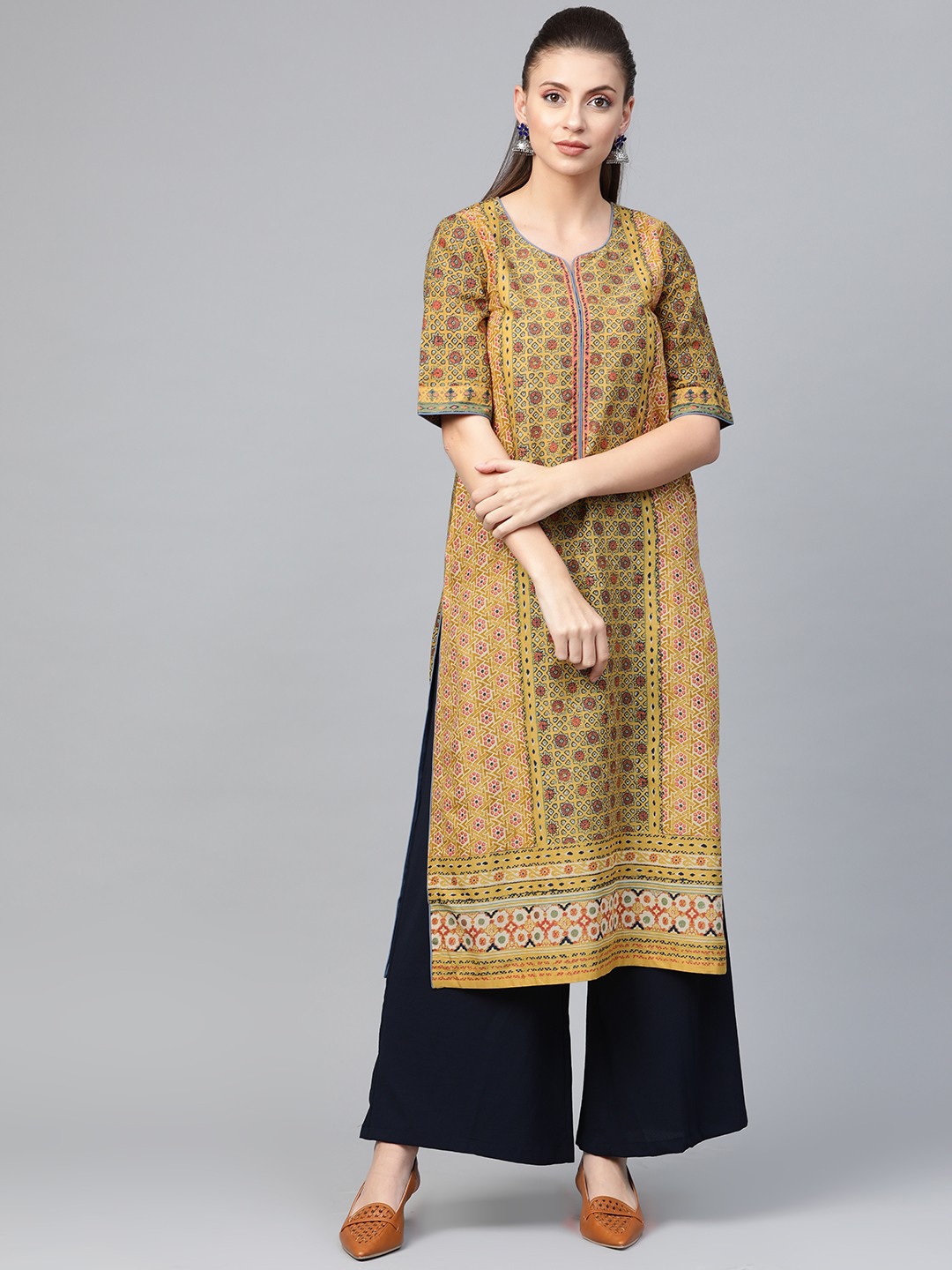 

Biba Women Mustard Yellow & Navy Blue Siyahi Print Straight Kurta