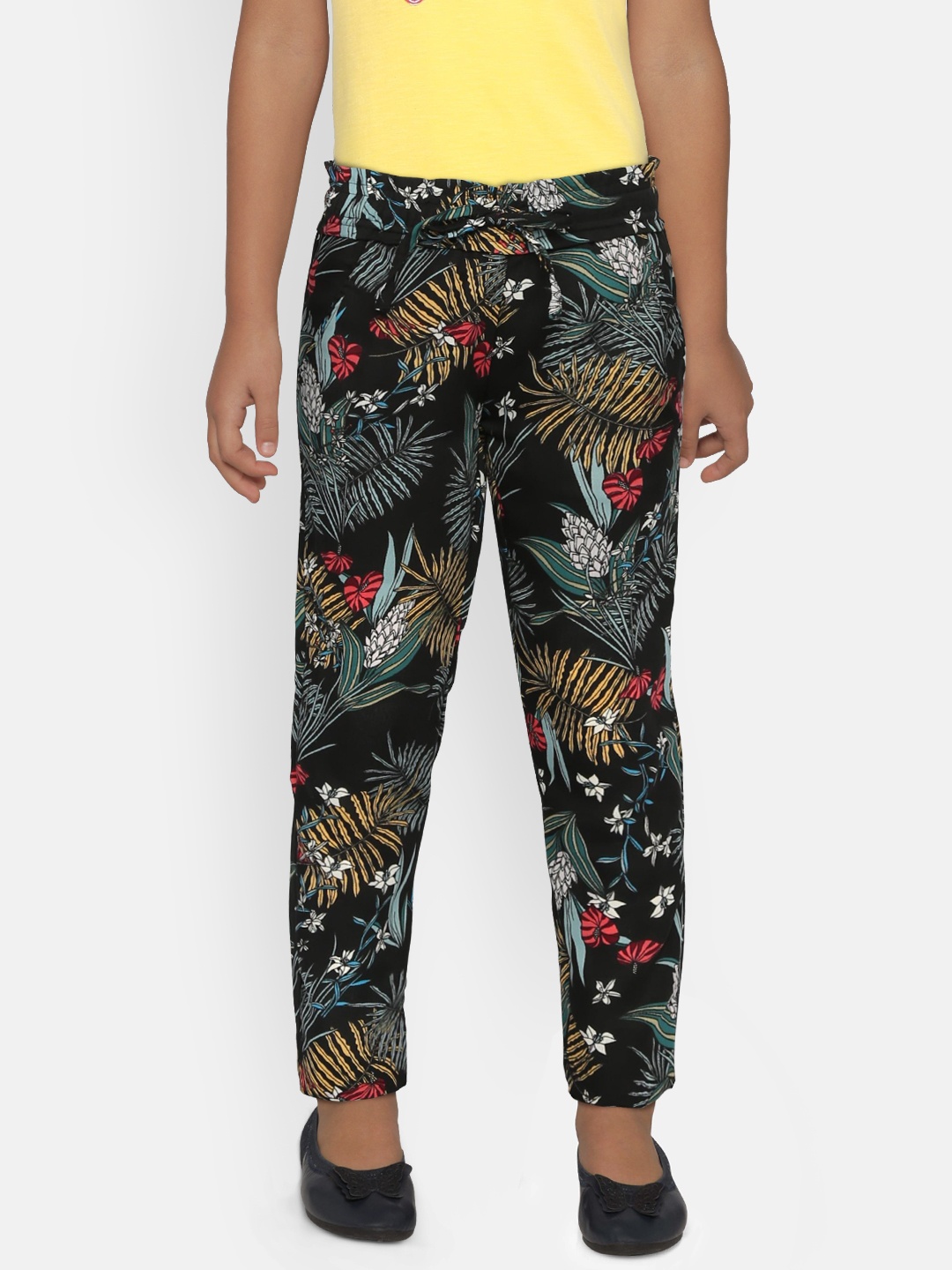 

Gini and Jony Girls Black Regular Fit Printed Trousers