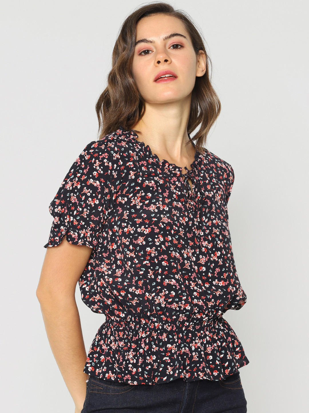 

ONLY Women Black Printed Cinched Waist Top