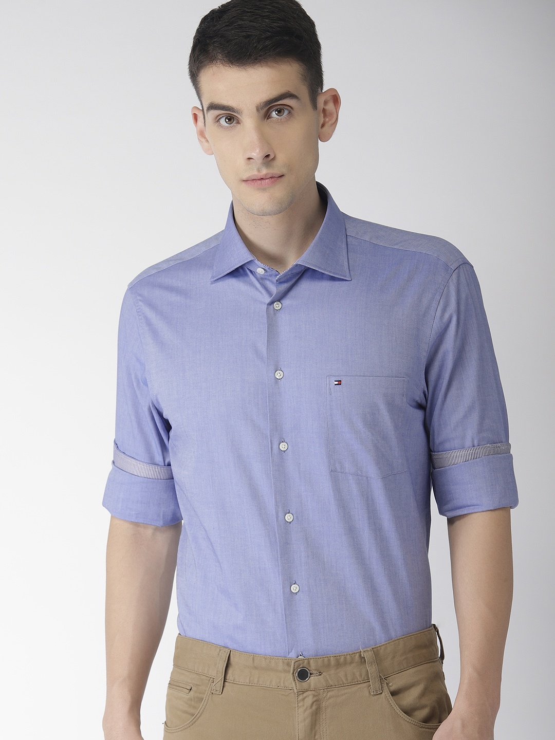 

Tommy Hilfiger Men Blue Regular Fit Solid Smart Casual Shirt