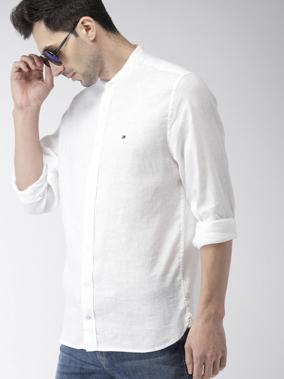 

Tommy Hilfiger Men White Regular Fit Solid Casual Shirt