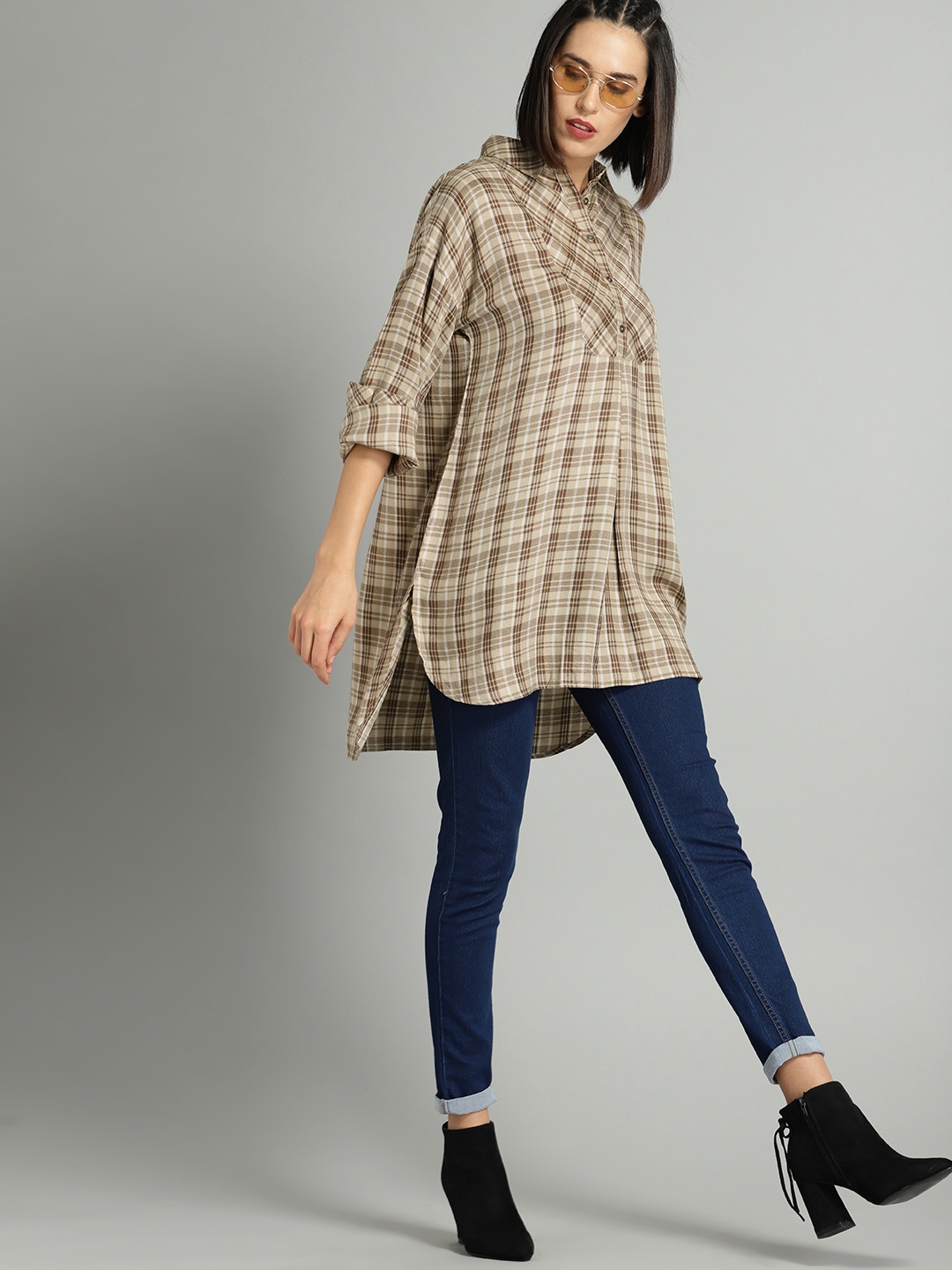 

The Roadster Lifestyle Co Women Olive Green & Off-White Checked Loose Fit Longline Shirt Style Top