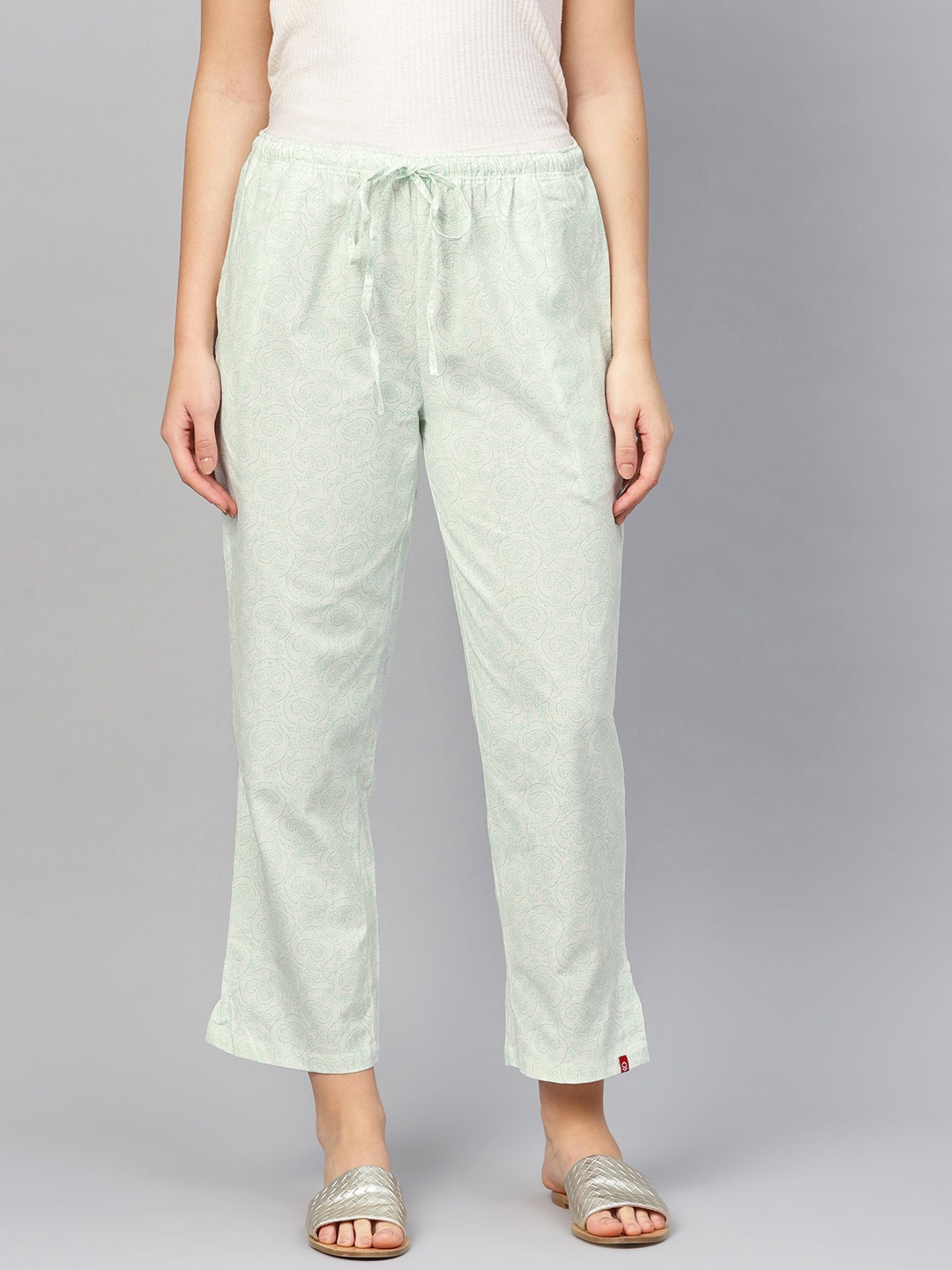 

Biba Women Off-White & Green Regular Fit Printed Cropped Regular Trousers
