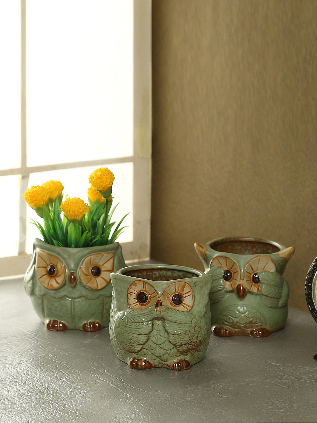 

Aapno Rajasthan Set of 3 Green Ceramic Flower Vases