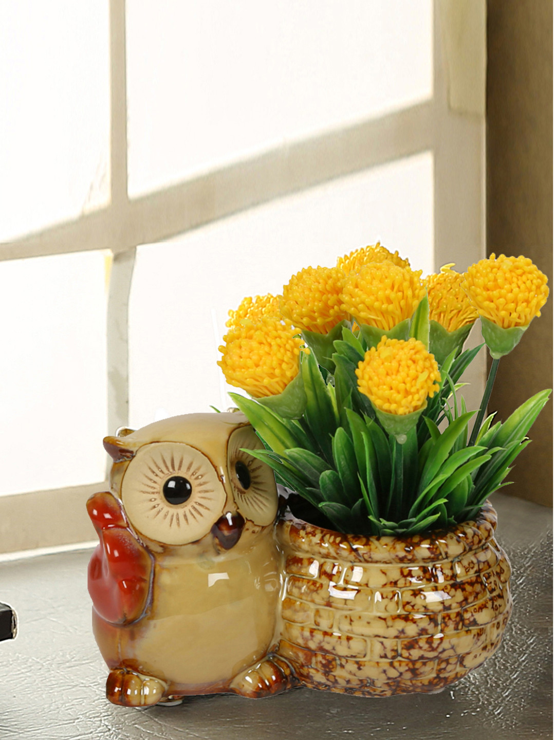 

Aapno Rajasthan Brown & Beige Ceramic Pot