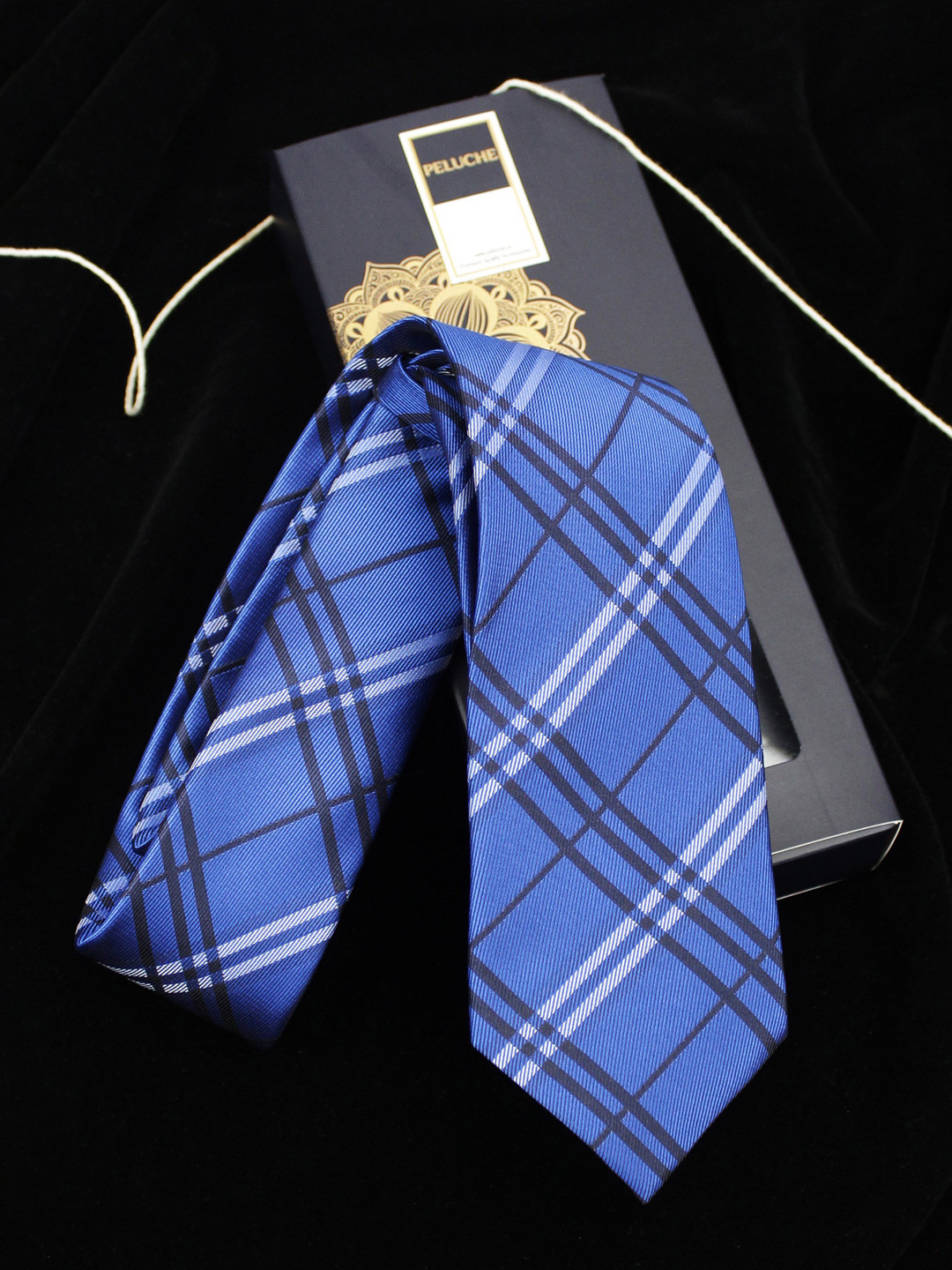 

PELUCHE Blue Checked Broad Tie