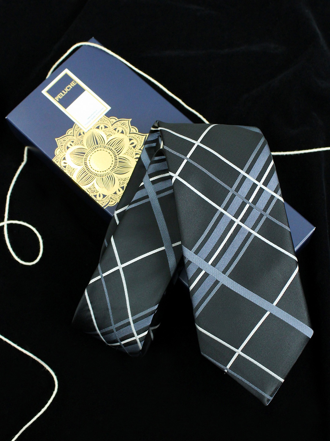 

PELUCHE Black & Grey Checked Broad Tie