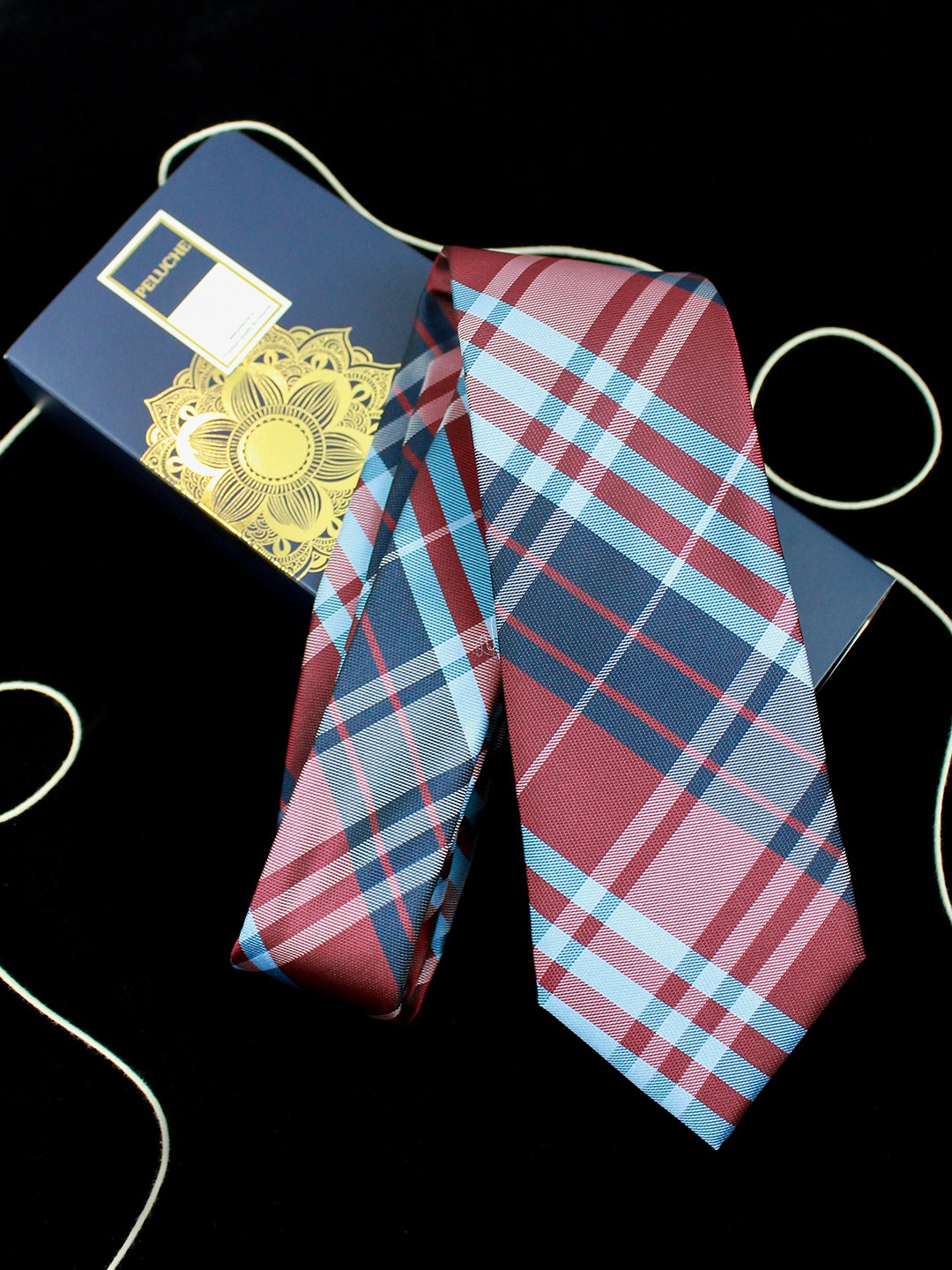 

PELUCHE Red & Navy Blue Checked Broad Tie