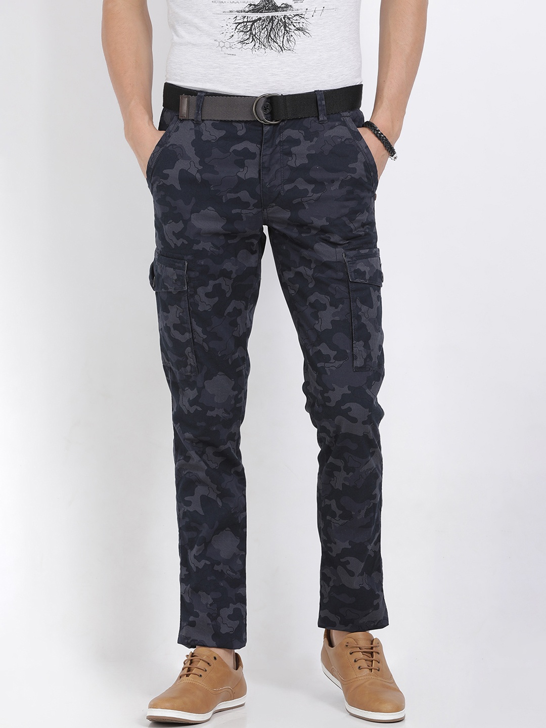 

t-base Men Navy Blue Smart Tapered Fit Printed Cargos