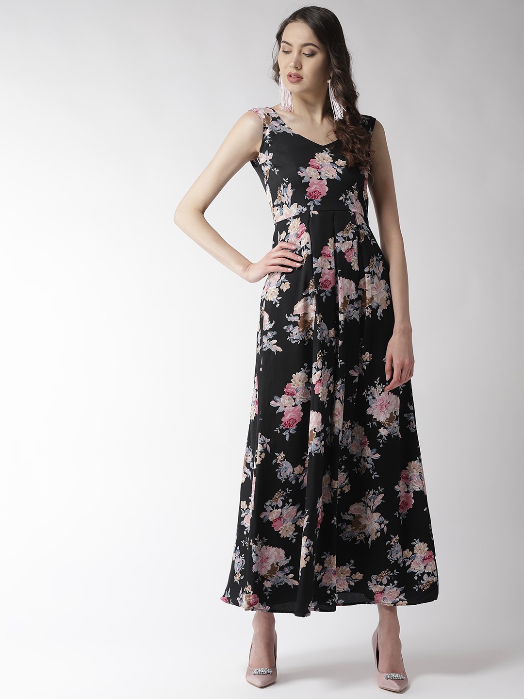 

MISH Women Black Floral Printed Maxi Dress