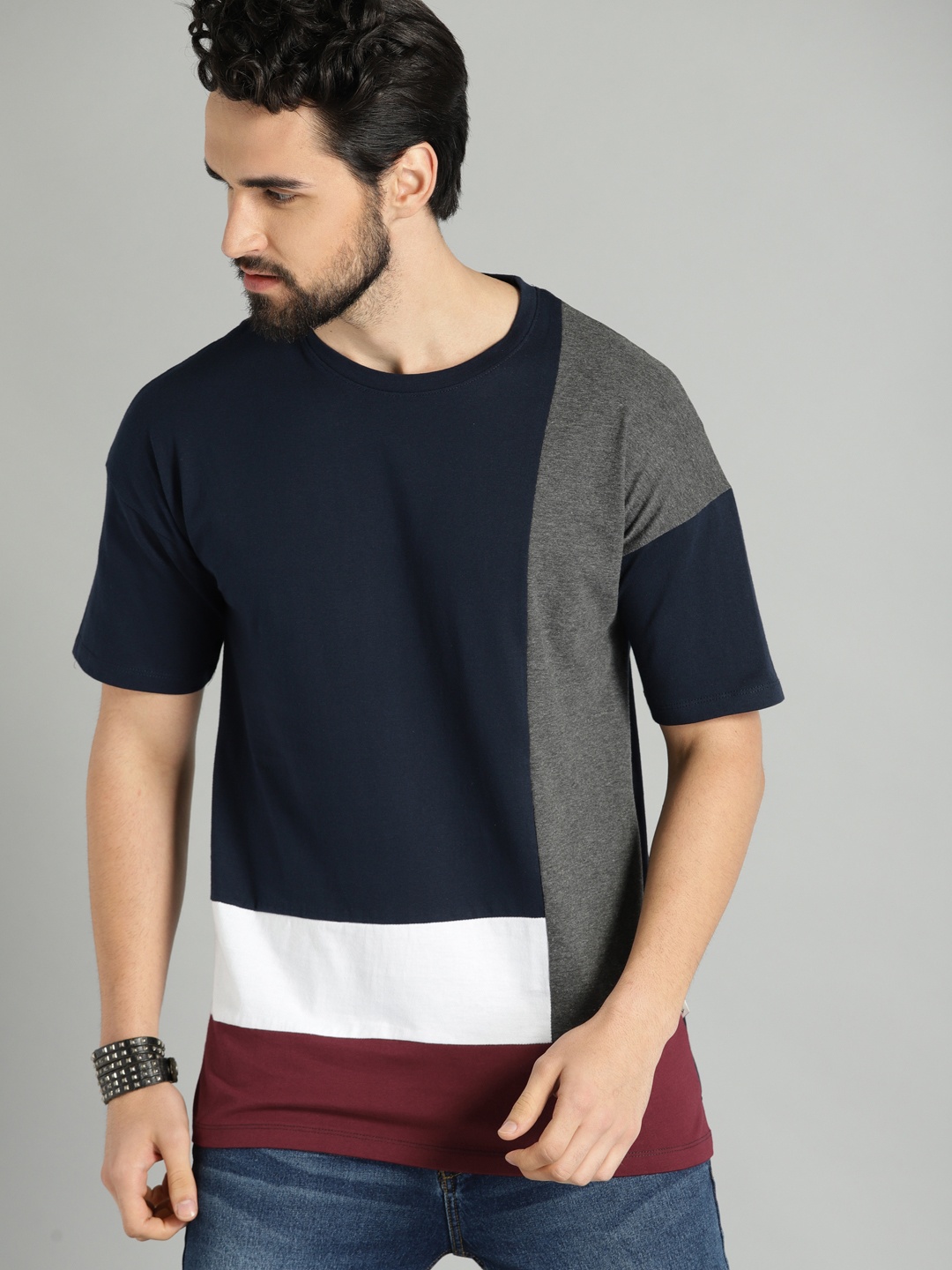 

Roadster Men Navy Blue Charcoal Colourblocked Round Neck Pure Cotton T-shirt