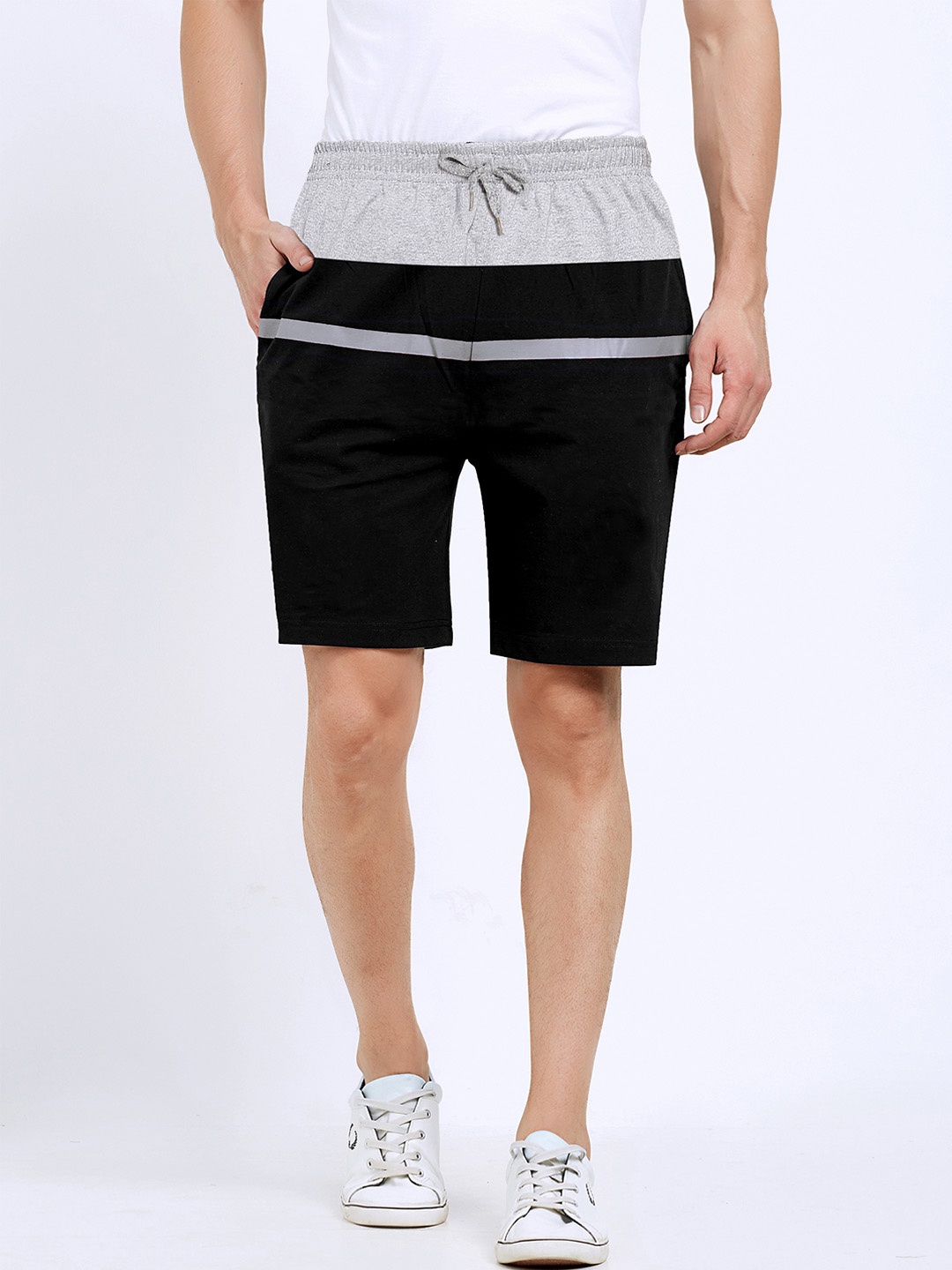 

Maniac Men Black Colourblocked Slim Fit Regular Shorts