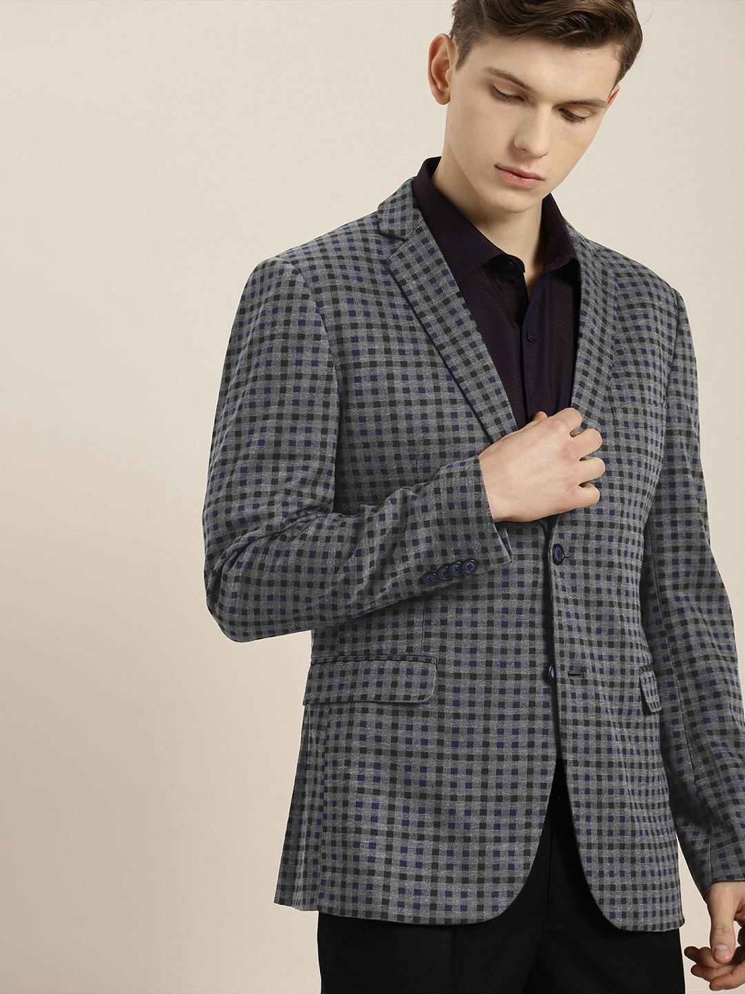 

INVICTUS Men Grey & Navy Blue Self Checked Slim Fit Single Breasted Casual Blazer