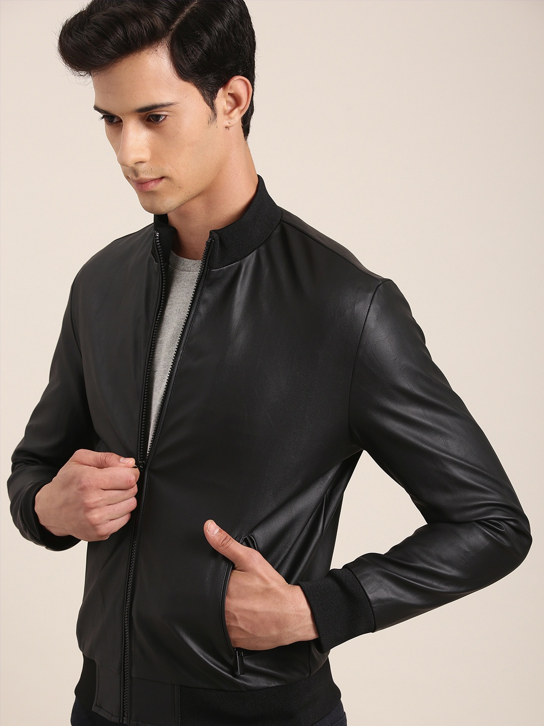 

INVICTUS Men Black Solid Jacket