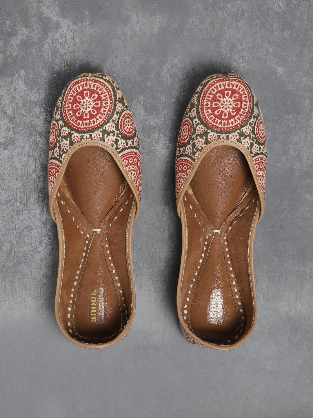 

Anouk Women Beige & Olive Green Printed Mojaris