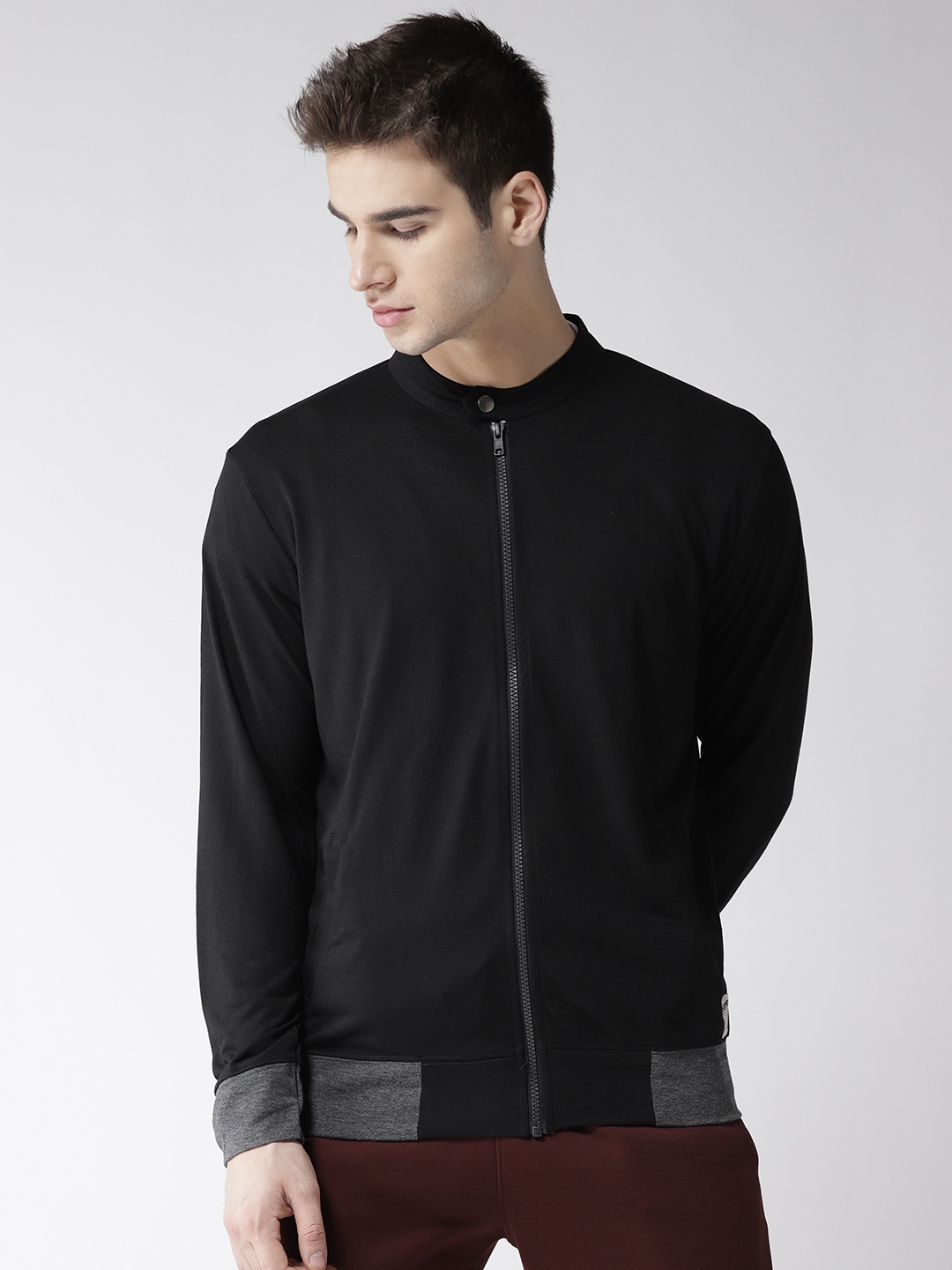 

Hubberholme Men Black Solid Sweatshirt