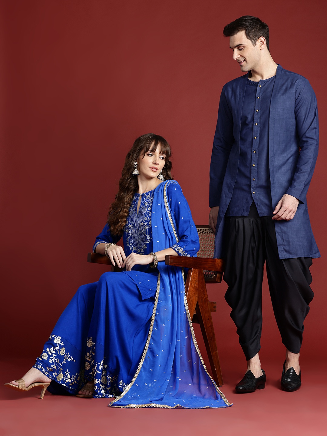

Anouk Men Navy & Black Solid Layered Kurta with Dhoti Pants, Navy blue