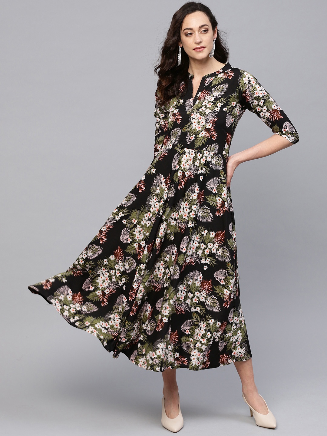 

Myshka Women Black & Green Printed Midi A-Line Dress
