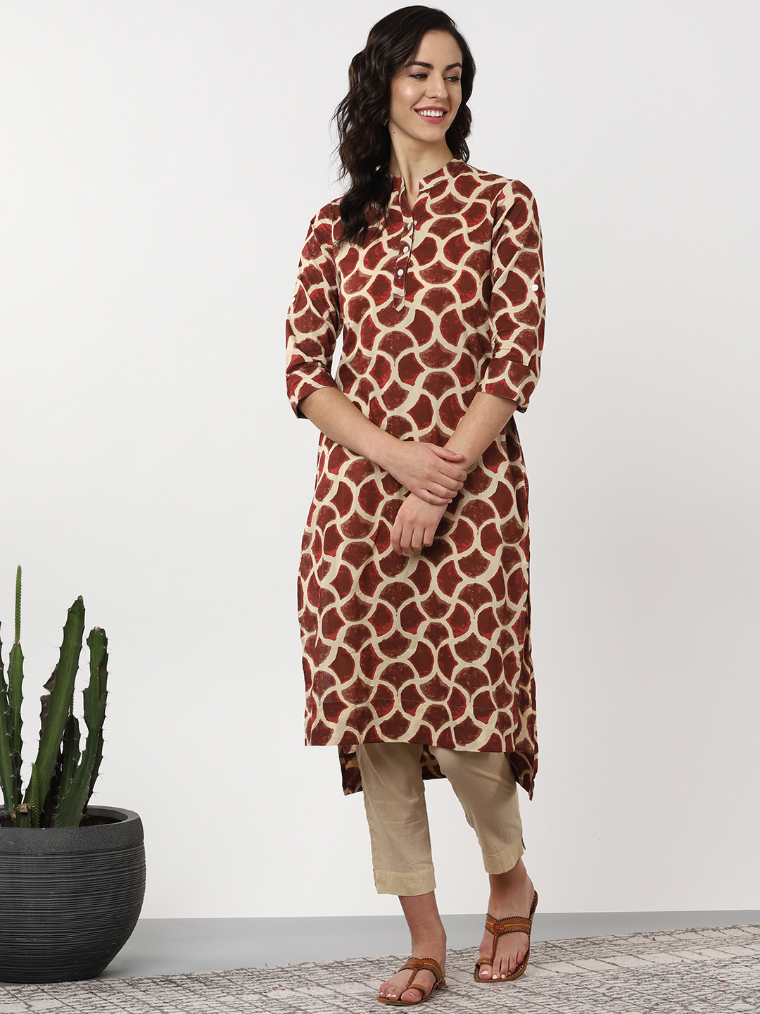 

Sangria Women Maroon & Cream-Coloured Printed Straight Kurta