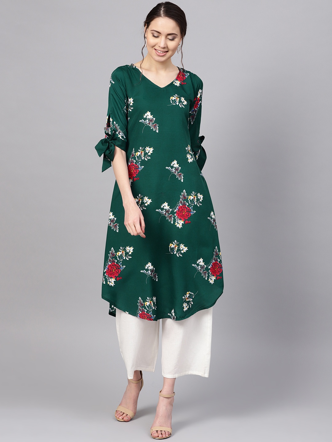 

Myshka Women Green & White Floral Printed A-Line Kurta