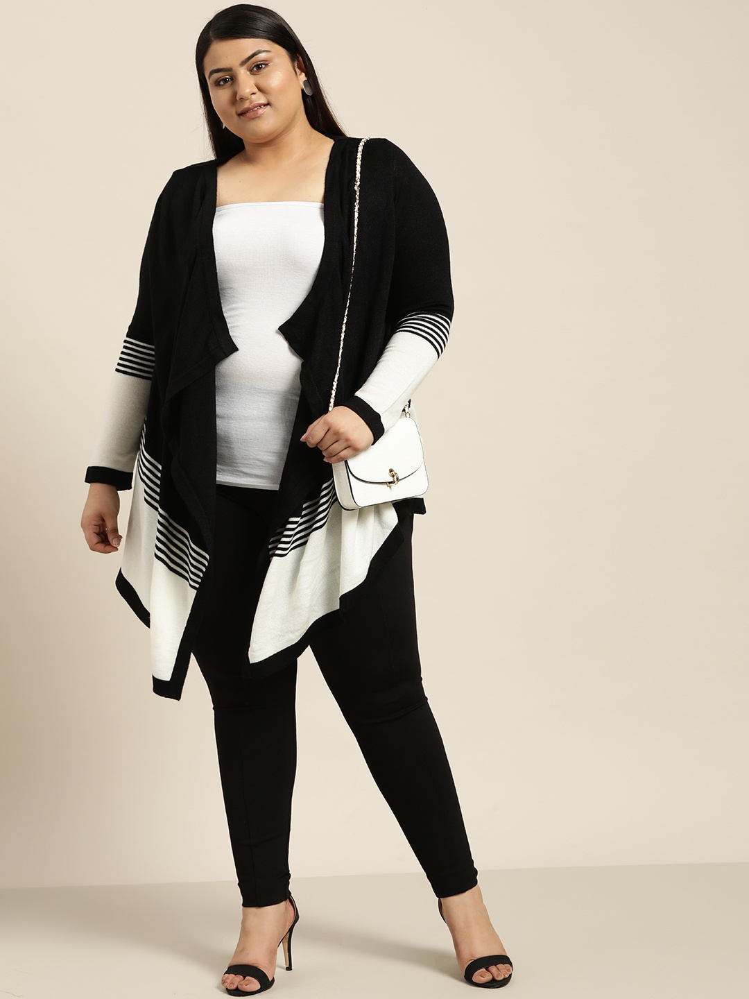 

Sztori Plus Size Women Black White Colourblocked Front-Open Sweater