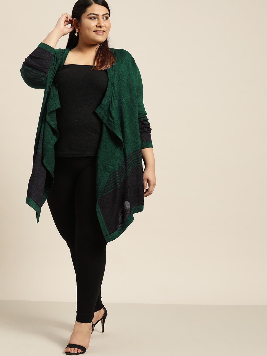 

Sztori Plus Size Women Green Colourblocked Front-Open Sweater
