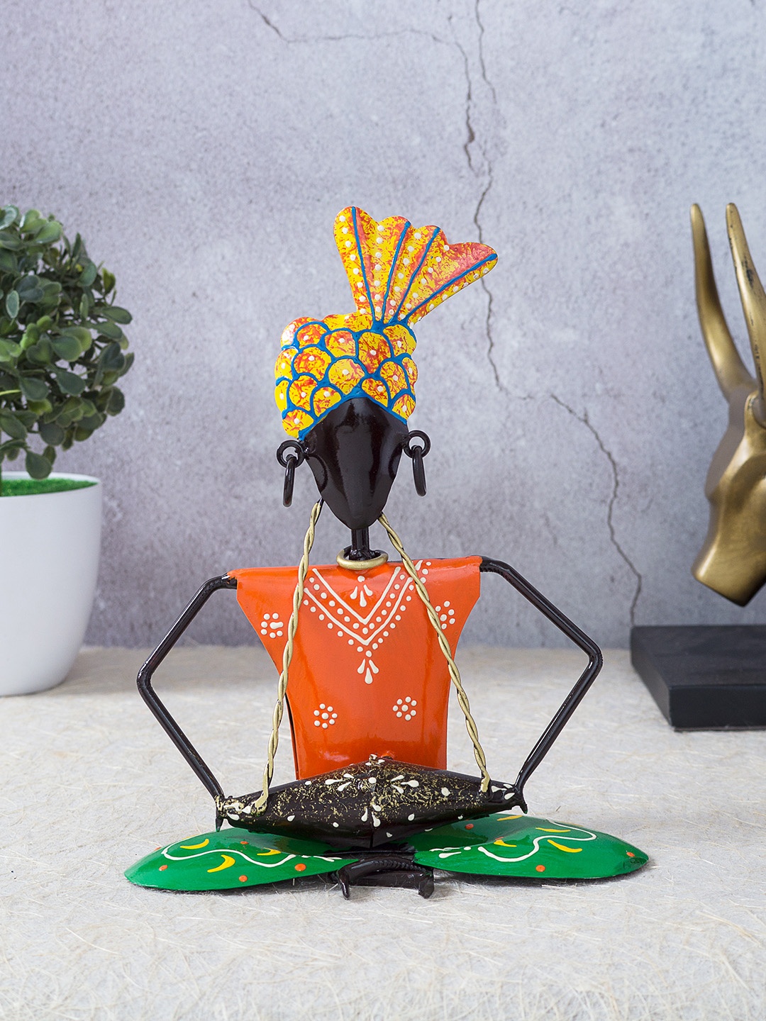 

Golden Peacock Multicoloured Handcrafted Musicians Showpiece, Green