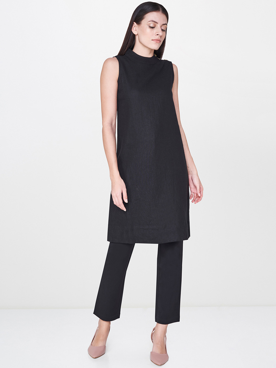 

AND Black Solid Tunic