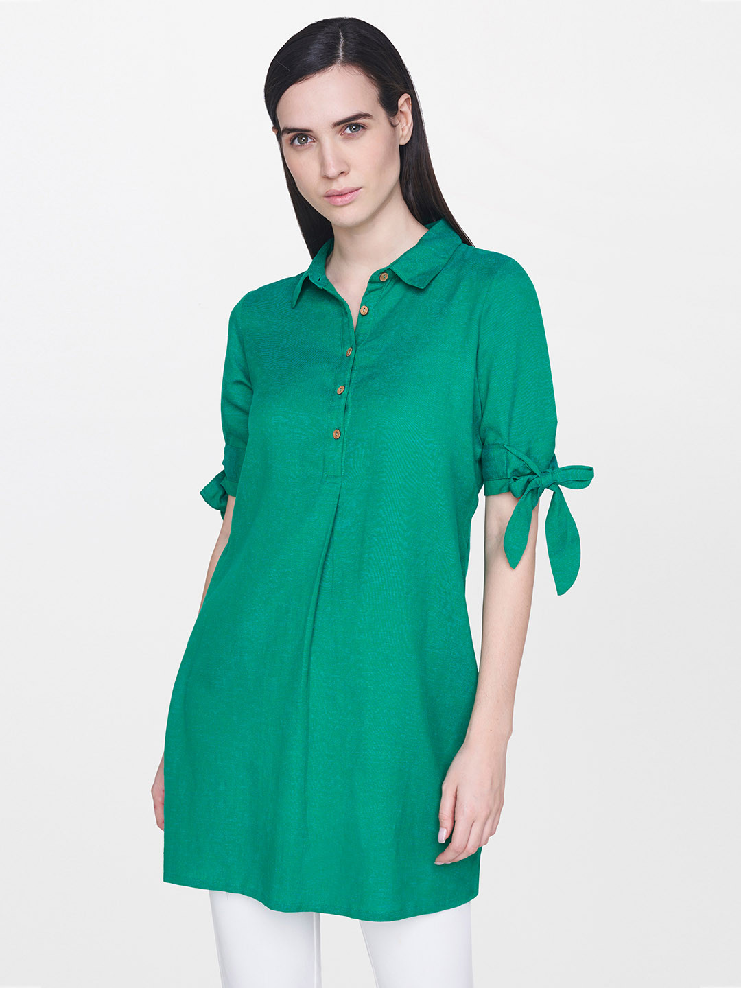 

AND Women Green Solid Tunic